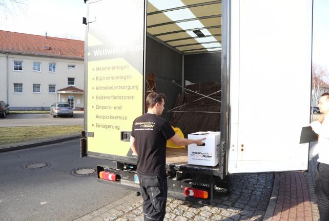 Studentenumzug organisieren in Schönbach 